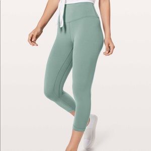 Align crop 21” lululemon legging sz10